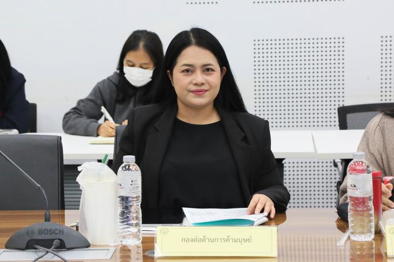 นางสาวสุนีย์ ศรีส�