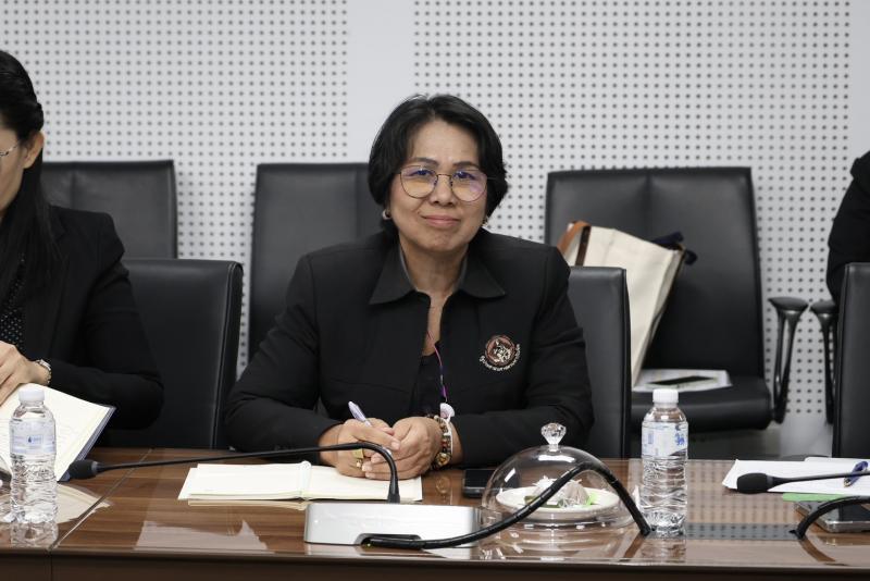 ปลัด พม. เป็นประธา�