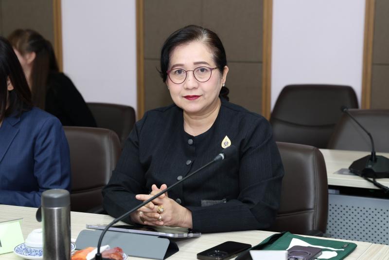ปลัด พม. เป็นประธา�