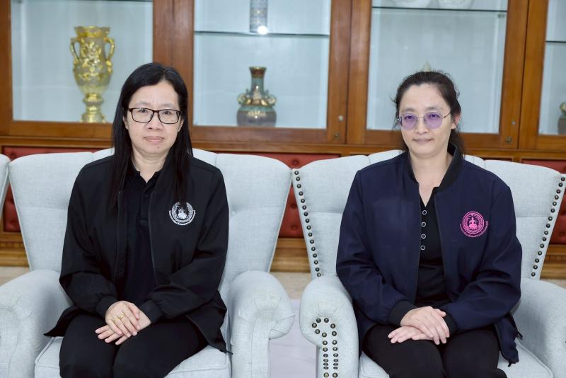 นางเตือนใจ คงสมบั�