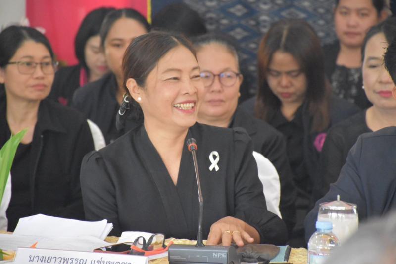 ปลัด พม. ลงพื้นที่�