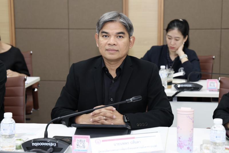 ปลัด พม. เป็นประธา�