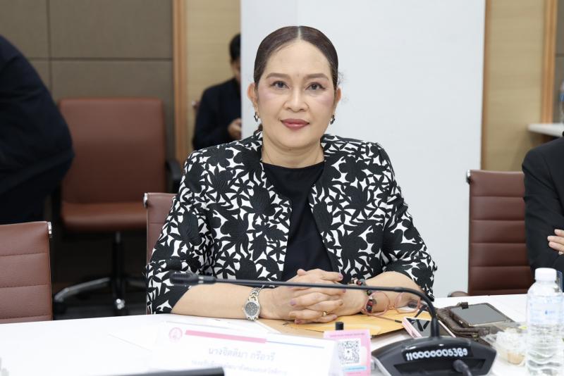 ปลัด พม. เป็นประธา�