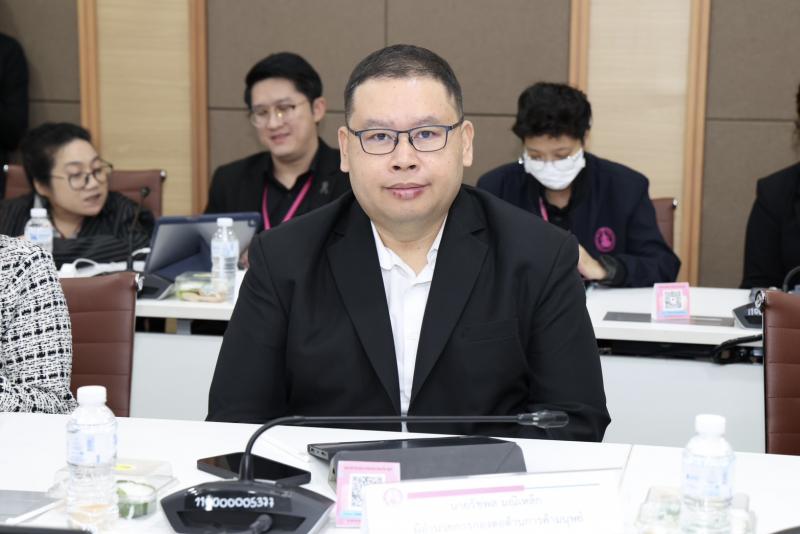 ปลัด พม. เป็นประธา�