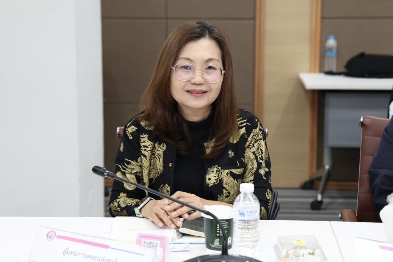 ปลัด พม. เป็นประธา�