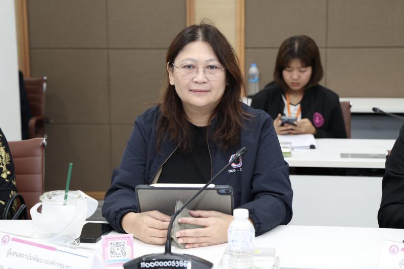 ปลัด พม. เป็นประธา�