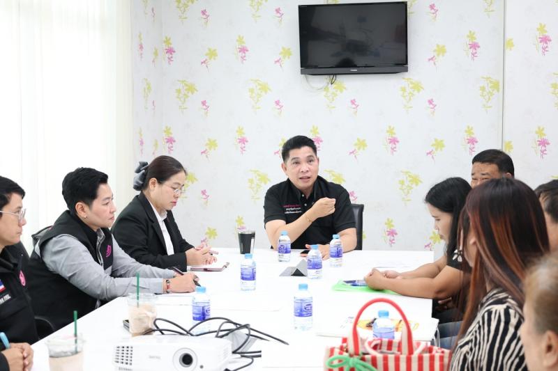 นายกองตรี ดร.ธนกฤต