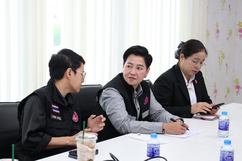 นายกองตรี ดร.ธนกฤต