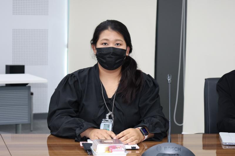 นางสาวสุนีย์ ศรีส�