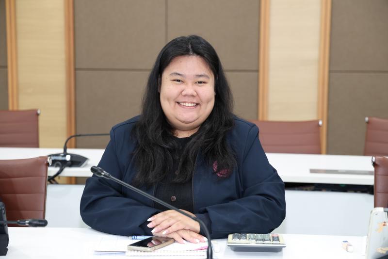 นางสาวสุนีย์ ศรีส�