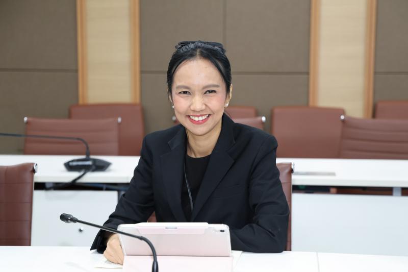 นางสาวสุนีย์ ศรีส�