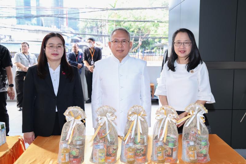 ปลัด พม. เป็นประธา�