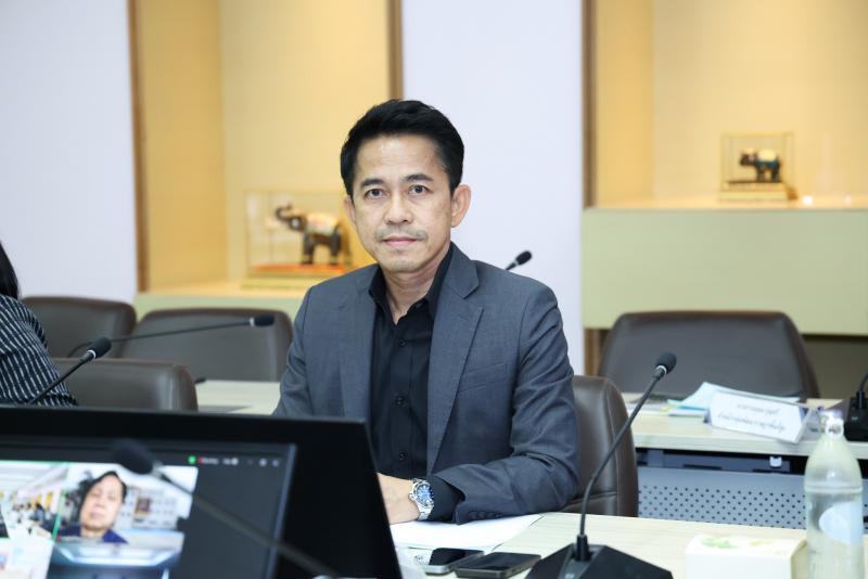 ปลัด พม. เป็นประธา�
