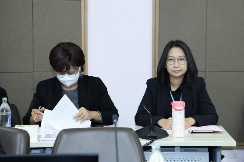 ปลัด พม. เป็นประธา�