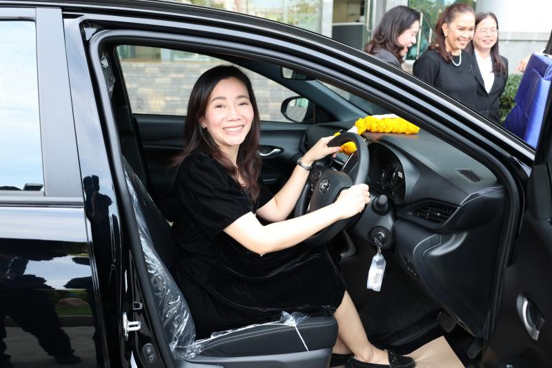 ปลัด พม. ร่วมมอบรา�