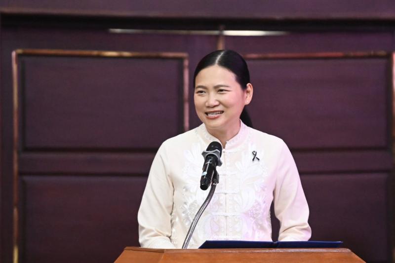 รมว.พม. เป็นประธาน�