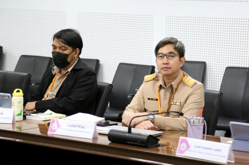 ปลัด พม. เป็นประธา�