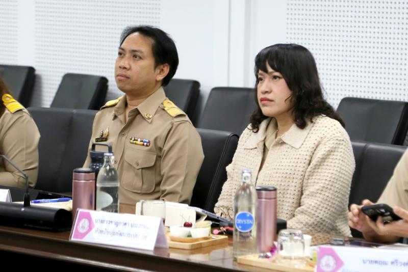 ปลัด พม. เป็นประธา�