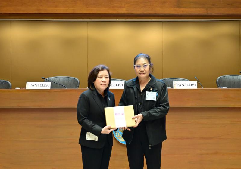 นางสาวสุนีย์ ศรีส�