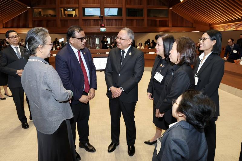 พม. จับมือ ESCAP จัดเว�