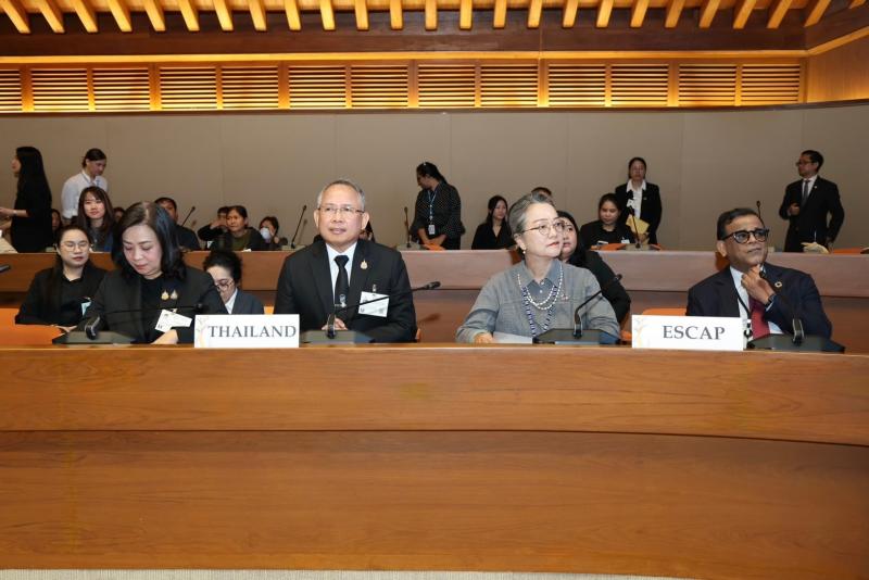ปลัด พม. ร่วมเป็นป�