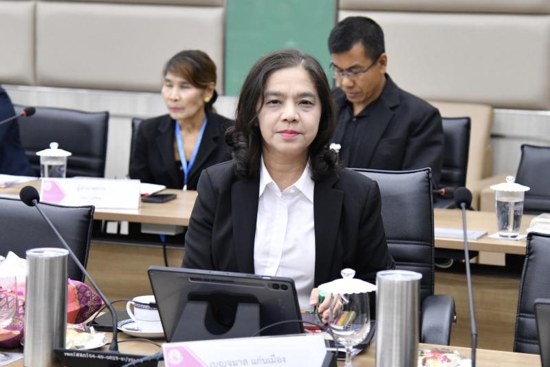 ปลัด พม. เป็นประธา�