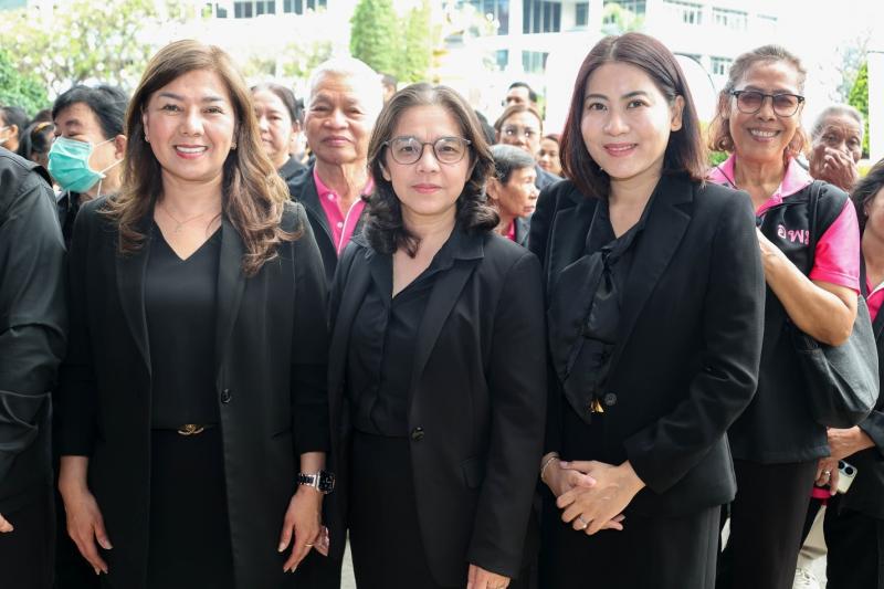 นายกองตรี ดร.ธนกฤต