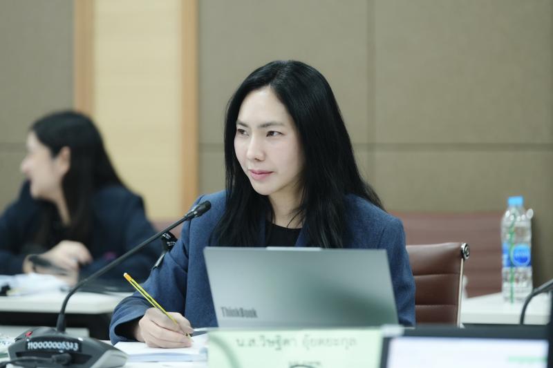 ปลัด พม. เป็นประธา�
