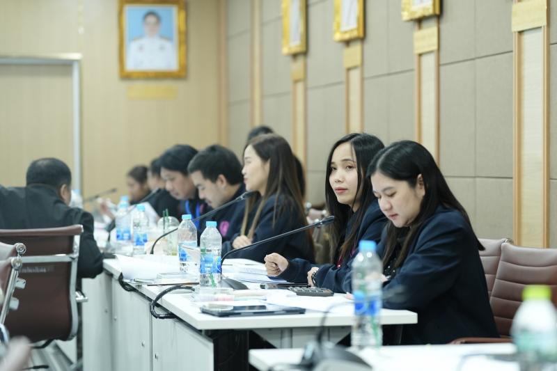 ปลัด พม. เป็นประธา�