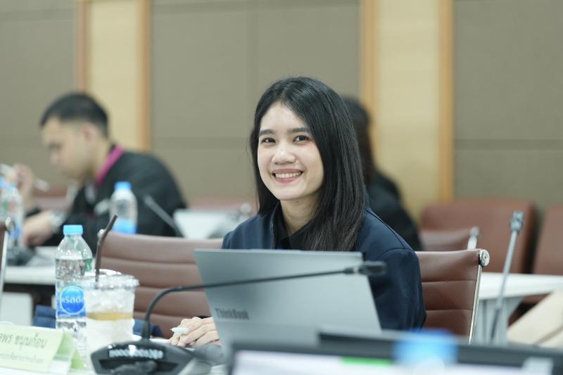 ปลัด พม. เป็นประธา�