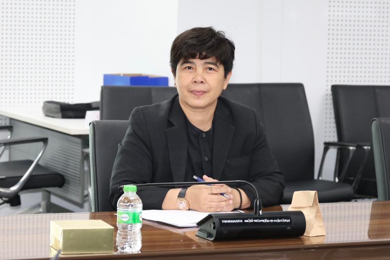 นางเตือนใจ คงสมบั�