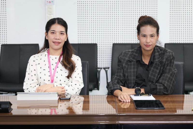 นางเตือนใจ คงสมบั�