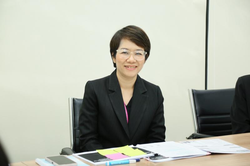 นางศิริลักษณ์ มีม�