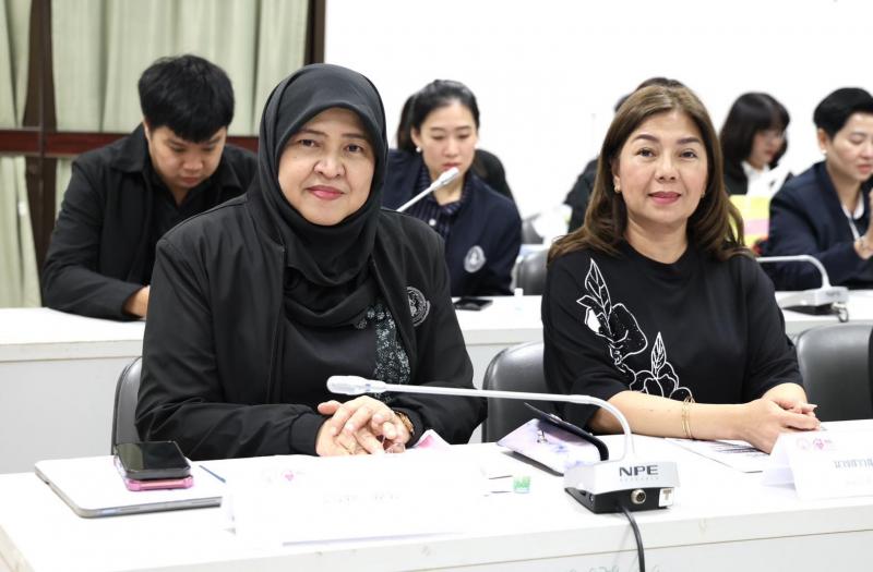 ปลัด พม. ลงพื้นที่�