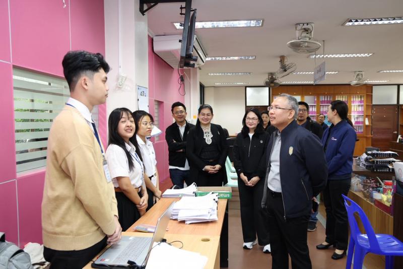 ปลัด พม. ลงพื้นที่�