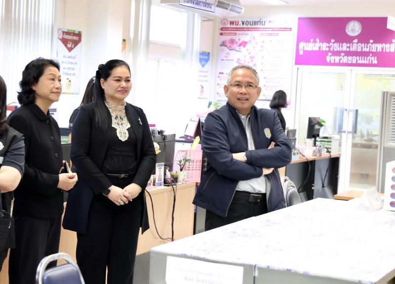 ปลัด พม. ลงพื้นที่�