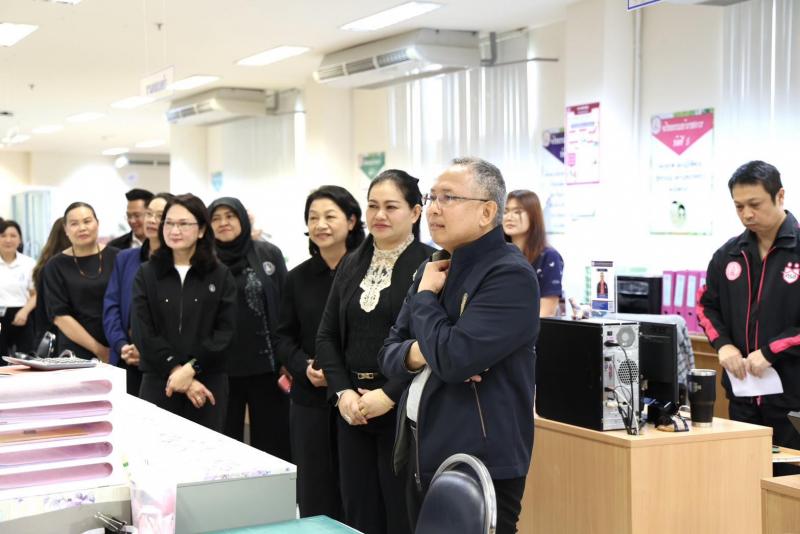 ปลัด พม. ลงพื้นที่�