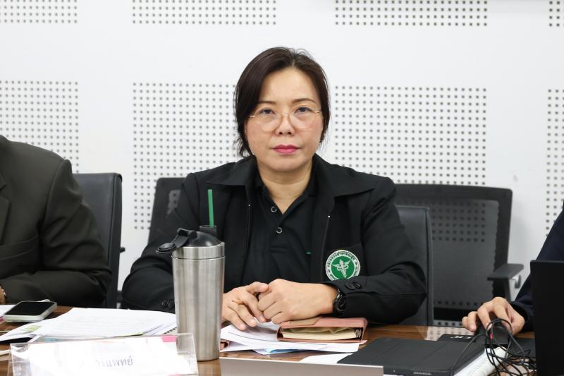 นางศิริลักษณ์ มีม�