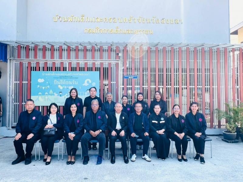 ปลัด พม. ลงพื้นที่�