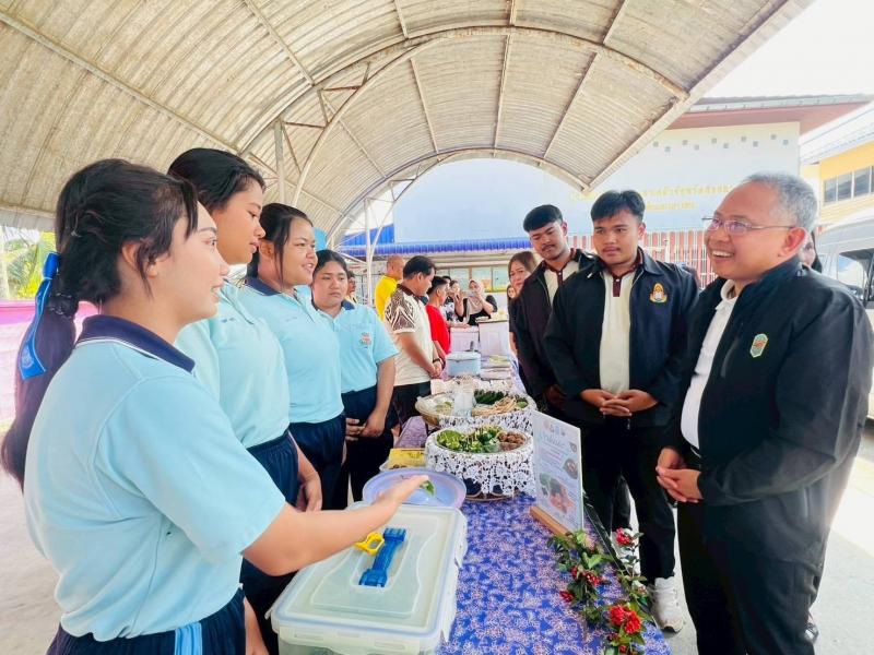 ปลัด พม. ลงพื้นที่�