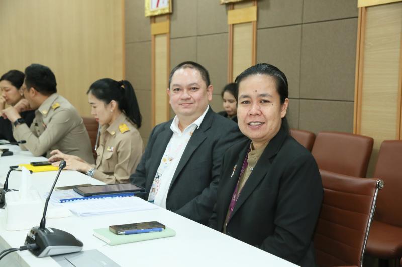 ปลัด พม. เป็นประธา�