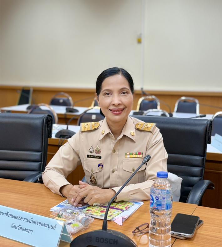 นายอุเทน  ชนะกุล ผ�