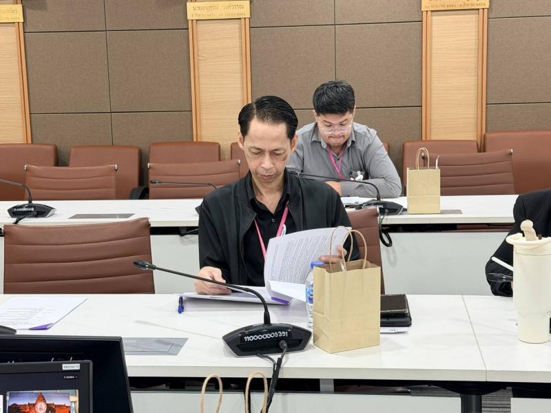นางเตือนใจ คงสมบั�