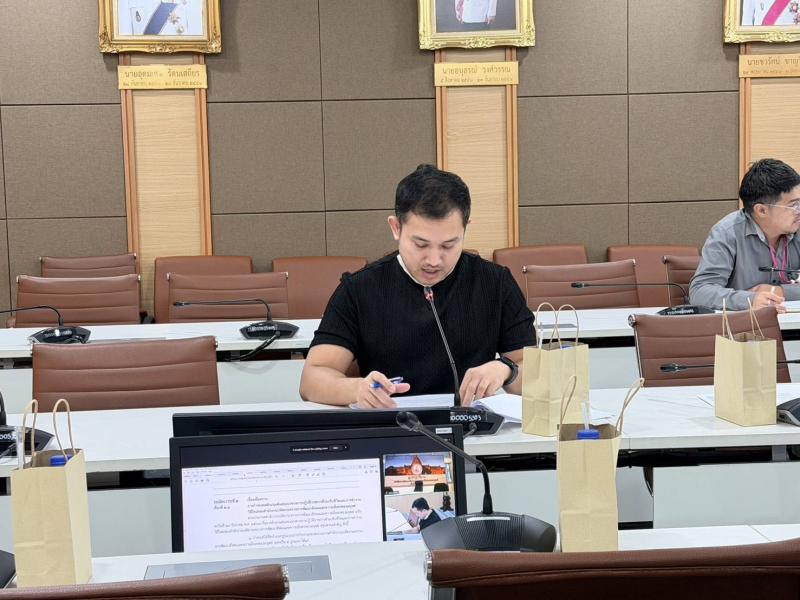 นางเตือนใจ คงสมบั�
