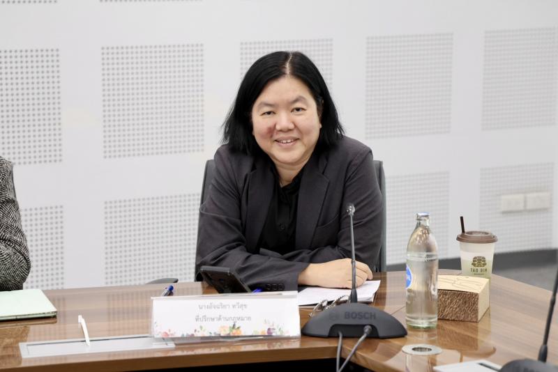 กระทวง พม. ร่วมกับ�