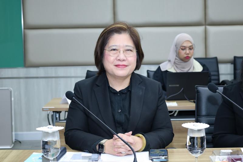 ปลัด พม. เป็นประธา�