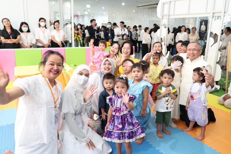 ปลัด พม. เป็นประธา�