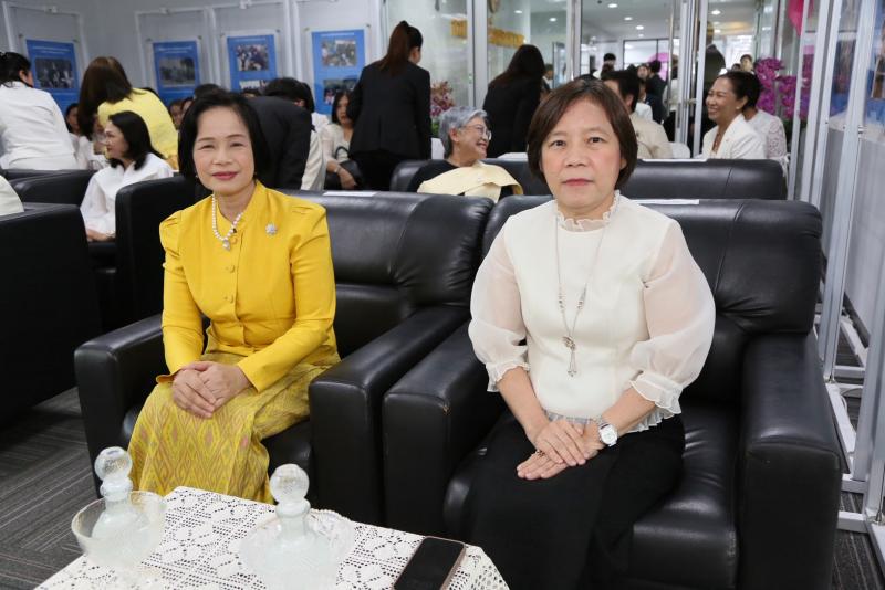 นางสาวสุนีย์ ศรีส�