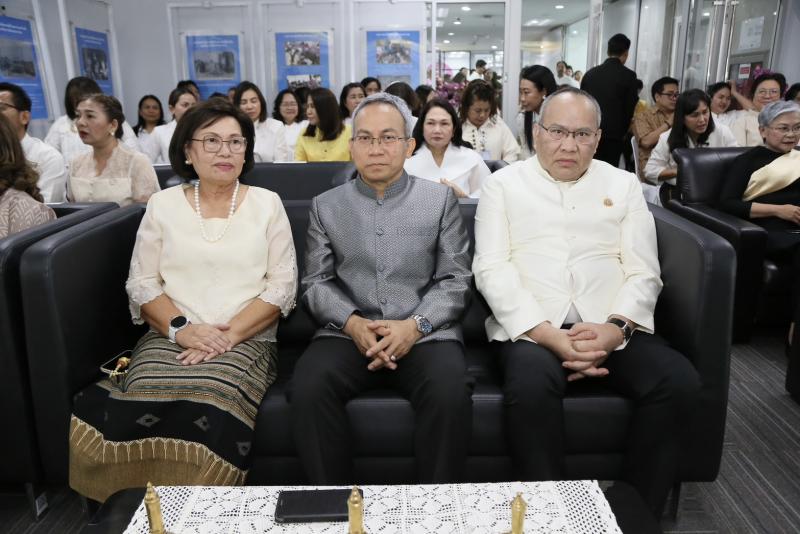 นางสาวสุนีย์ ศรีส�