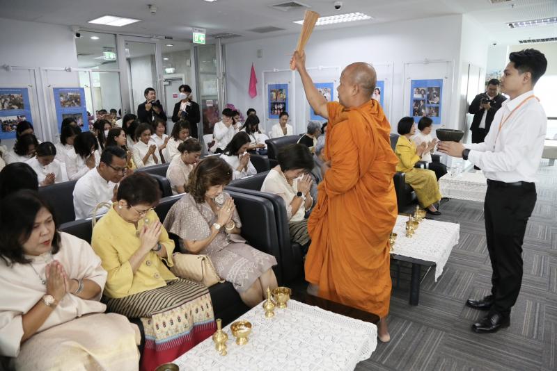 นางสาวสุนีย์ ศรีส�